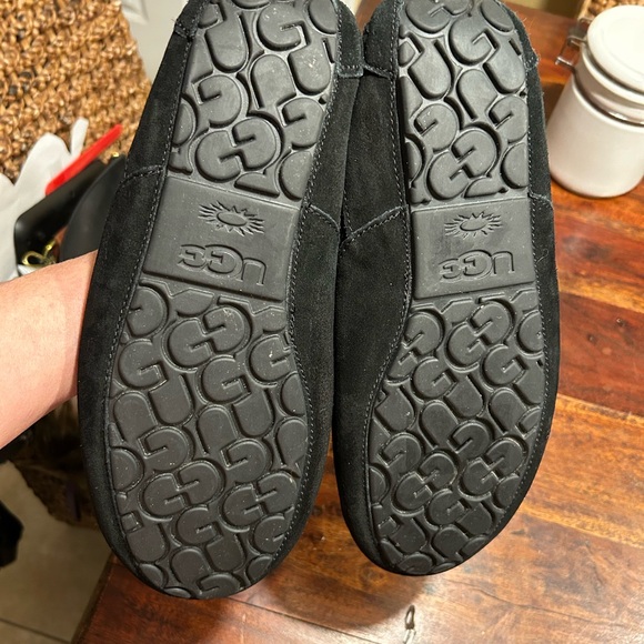 Men’s UGG Black Corduroy Slippers. Sz 11 - Picture 8 of 10